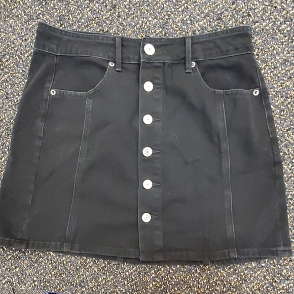 black denim skirt size 6